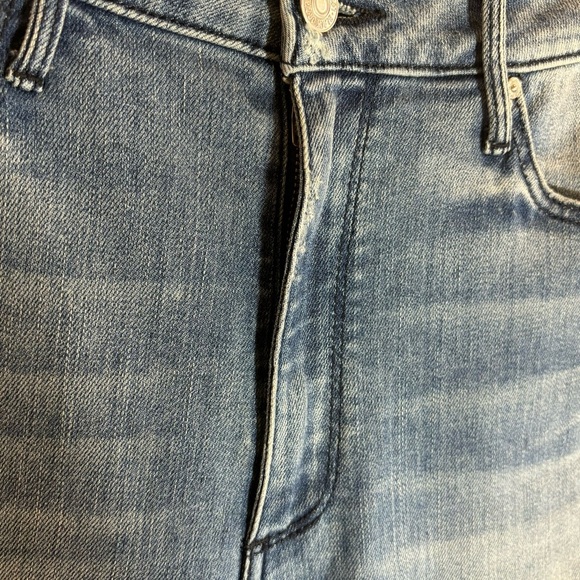 BLACK ORCHID LA Sz 28 MIA Mid-Rise Skinny Flare Mid-Wash Distressed Denim Jeans - Picture 9 of 13